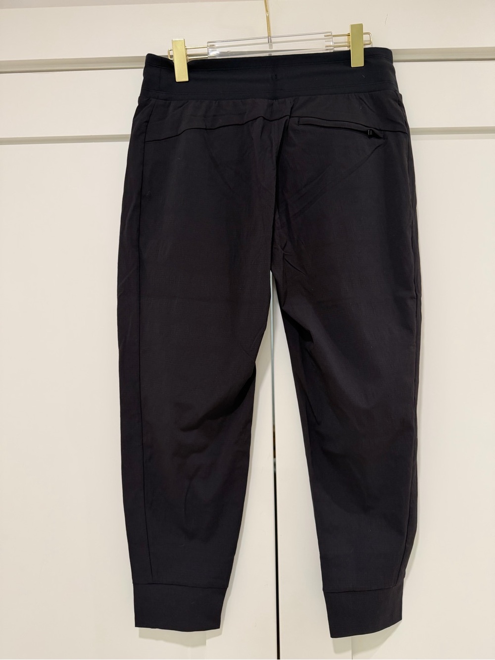 NWT Athleta Black Jogger Pants – Women’s Size 10 Petite - Picture 4 of 11